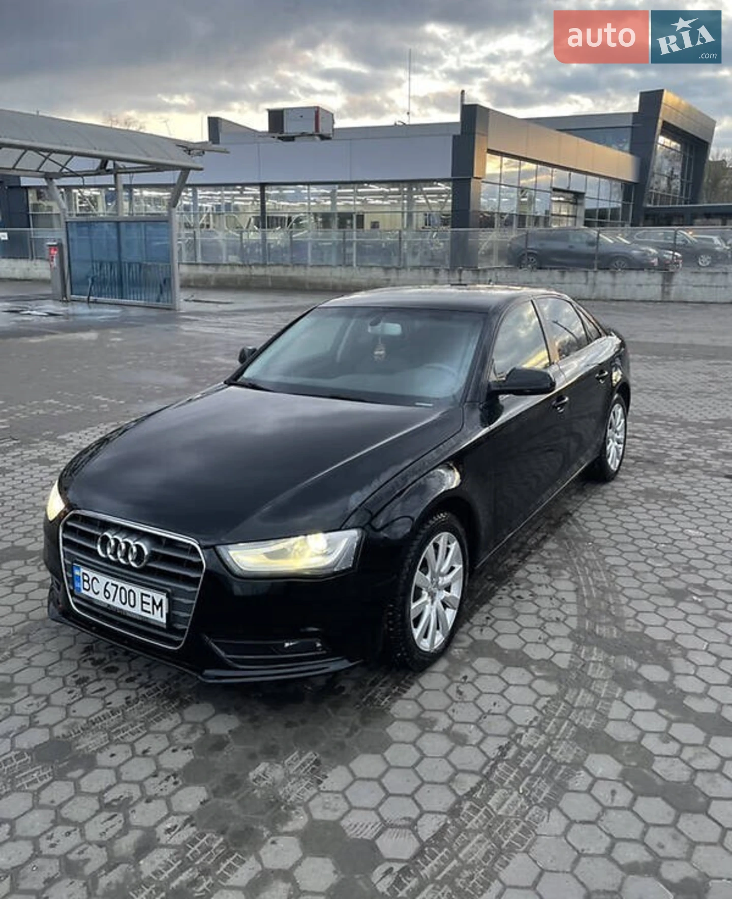 2014 Audi A4 - мініатюра 3