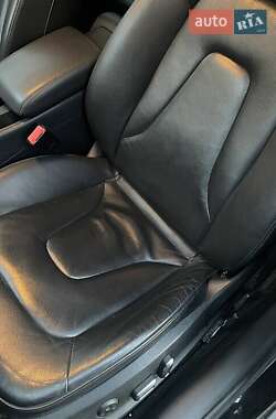 Седан Audi A4 2014 в Луцке