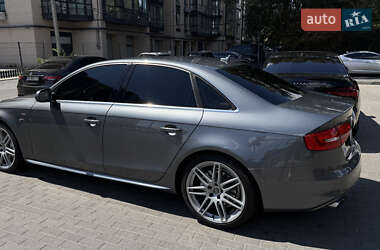 Седан Audi A4 2013 в Днепре