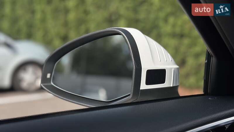 Седан Audi A4 2020 в Киеве