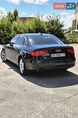 Седан Audi A4 2013 в 