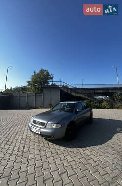 Універсал Audi A4 2000 в Дрогобичі