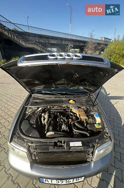 Универсал Audi A4 2000 в 