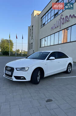 Седан Audi A4 2013 в 