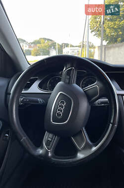 Седан Audi A4 2013 в 