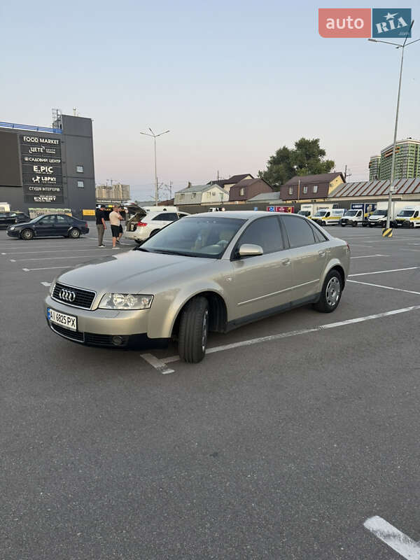 Седан Audi A4 2002 в Киеве