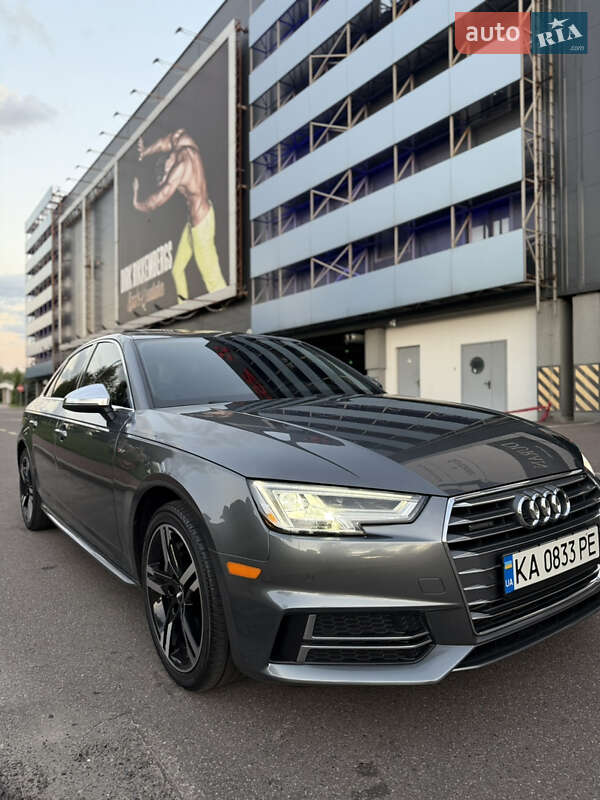 Седан Audi A4 2018 в Киеве фото 2 Седан Audi A4 2018 в Киеве