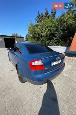 Седан Audi A4 2002 в 