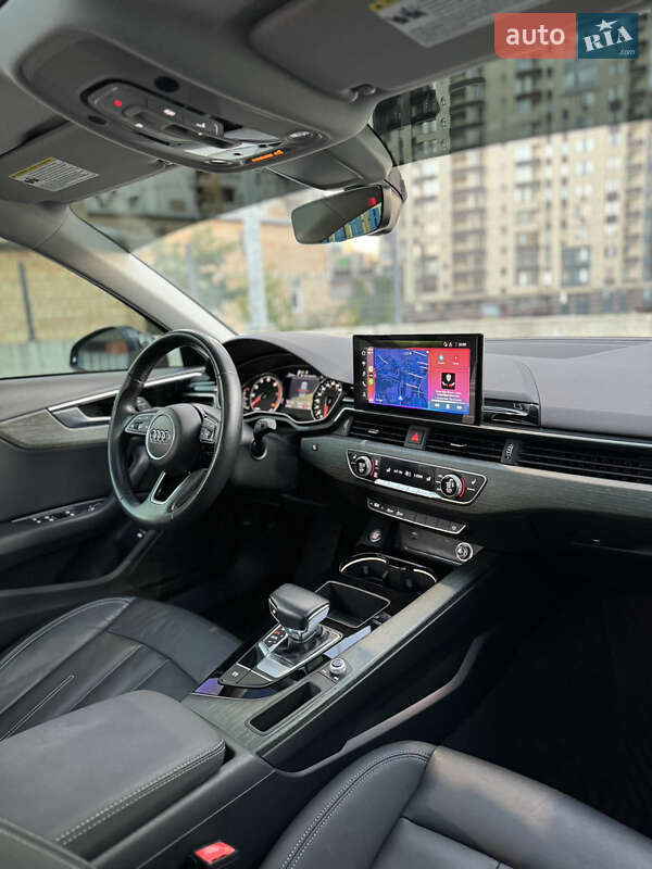 Седан Audi A4 2020 в Киеве