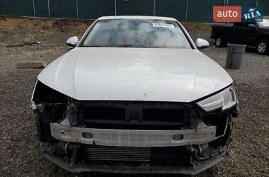 Седан Audi A4 2015 в 