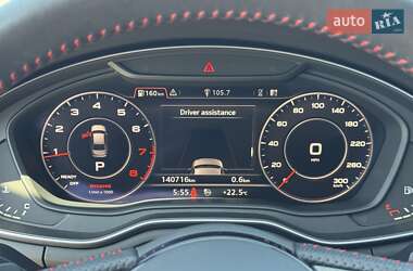 Седан Audi A4 2019 в 