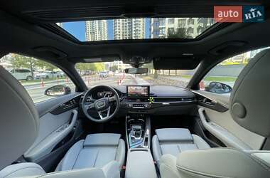 Седан Audi A4 2022 в 