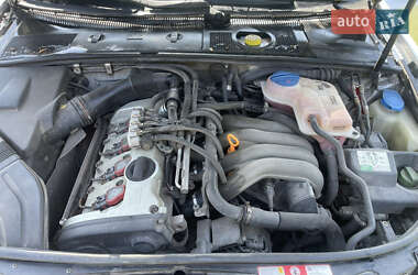 Седан Audi A4 2001 в 