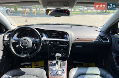 Седан Audi A4 2015 в 