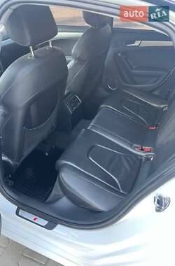 Седан Audi A4 2013 в 