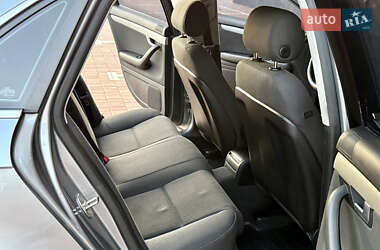 Седан Audi A4 2005 в 