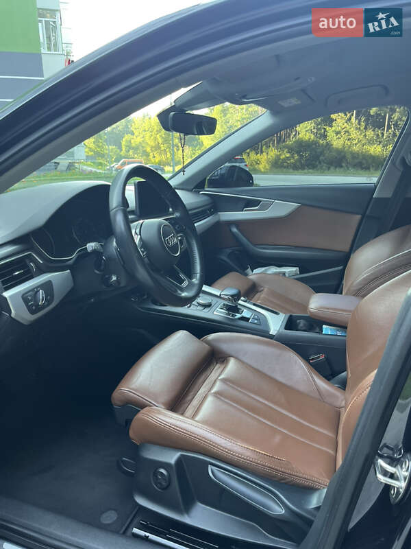 Универсал Audi A4 2018 в Новояворовске