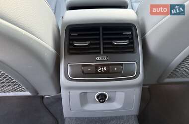 Седан Audi A4 2017 в 
