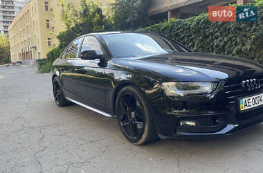 Седан Audi A4 2013 в 
