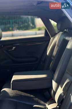 Седан Audi A4 2002 в 