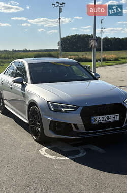 Седан Audi A4 2018 в Киеве