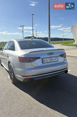 Седан Audi A4 2018 в 