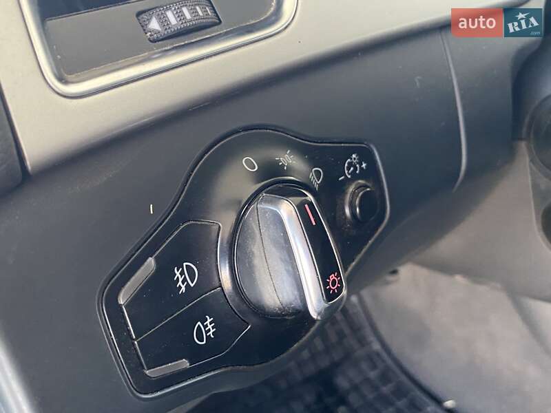 Седан Audi A4 2011 в Николаеве