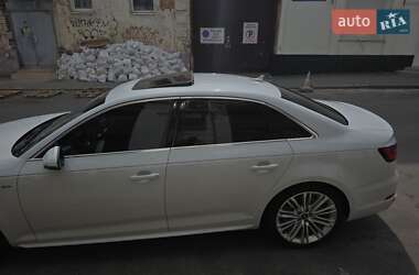 Седан Audi A4 2019 в 