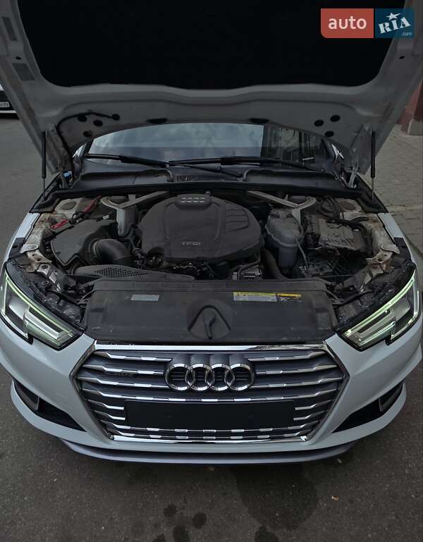 Седан Audi A4 2019 в Харкові