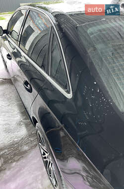 Седан Audi A4 2014 в 