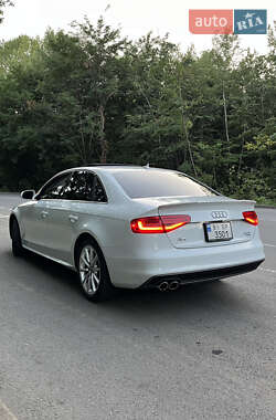 Седан Audi A4 2014 в 