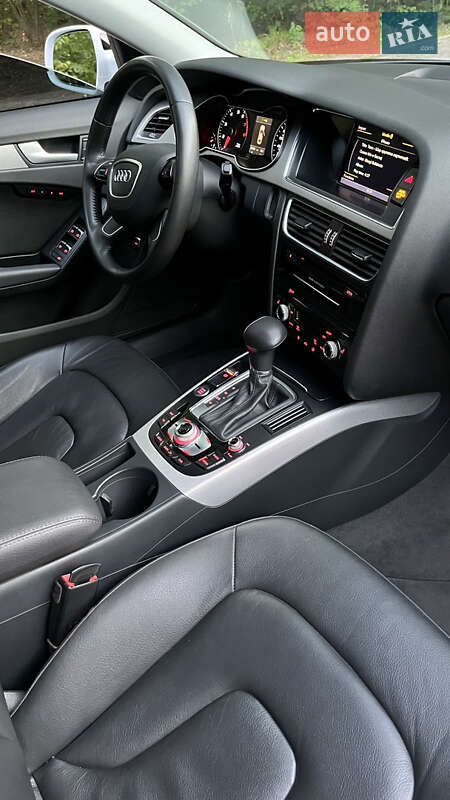 Седан Audi A4 2014 в Полтаве