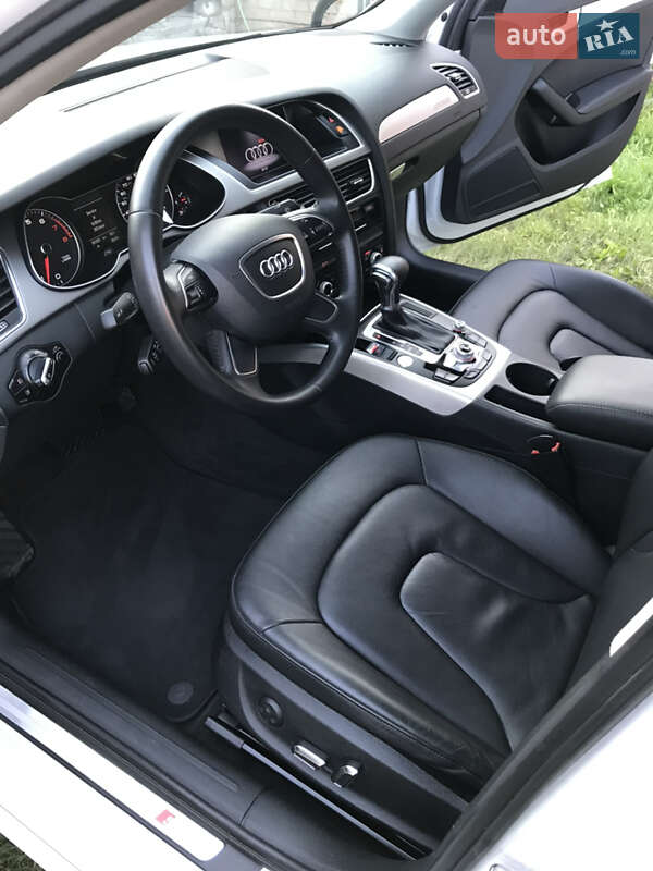 Седан Audi A4 2014 в Полтаве
