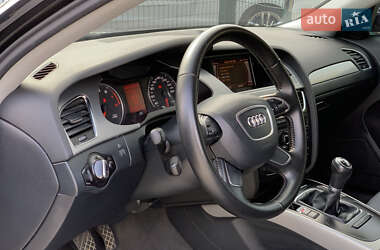 Седан Audi A4 2009 в 