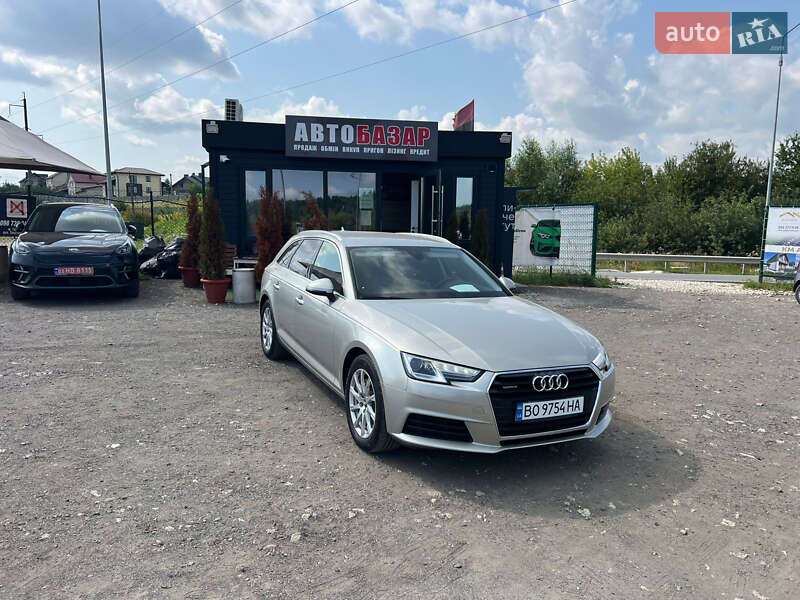 Универсал Audi A4 2016 в 
