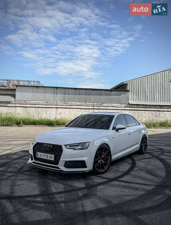 Audi A4 2015