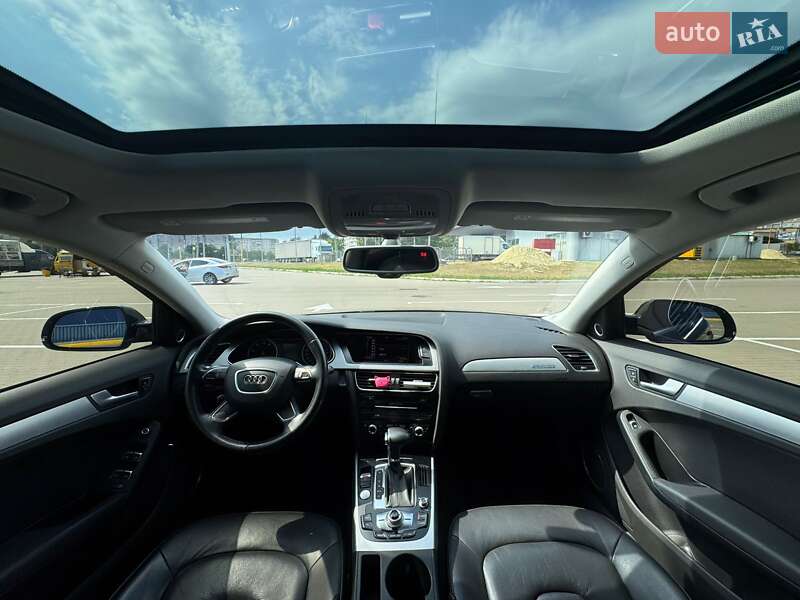 Седан Audi A4 2012 в Сумах