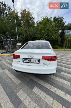 Седан Audi A4 2015 в 