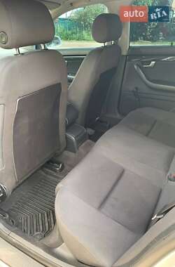 Универсал Audi A4 2003 в 