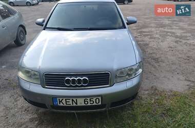 Седан Audi A4 2004 в Чернигове