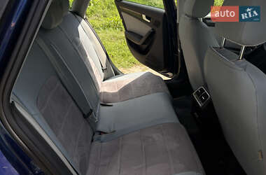 Седан Audi A4 2012 в 