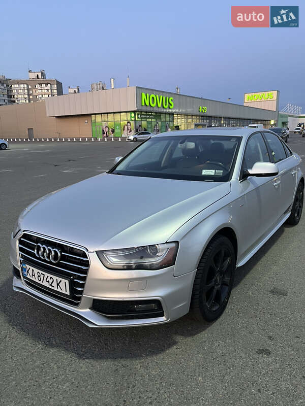 Седан Audi A4 2014 в Киеве