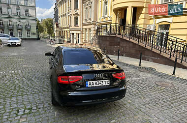 Седан Audi A4 2012 в 