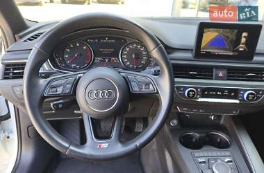 Седан Audi A4 2018 в 
