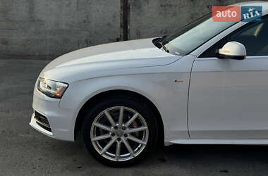 Седан Audi A4 2016 в 