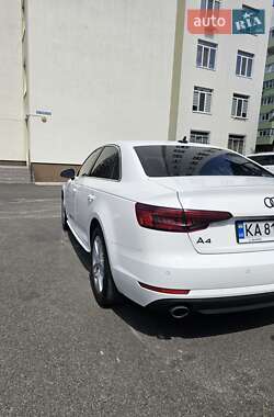 Седан Audi A4 2015 в 