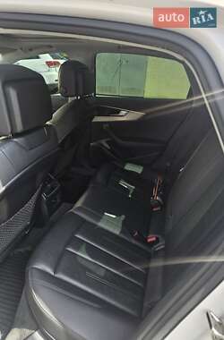 Седан Audi A4 2015 в 