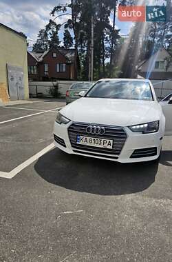 Седан Audi A4 2015 в 