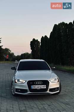 Седан Audi A4 2014 в 