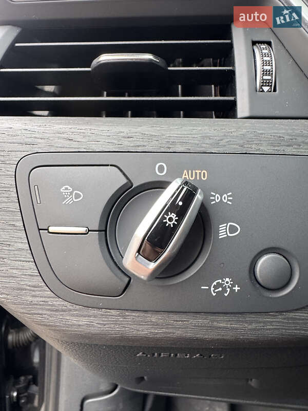 Седан Audi A4 2017 в Николаеве